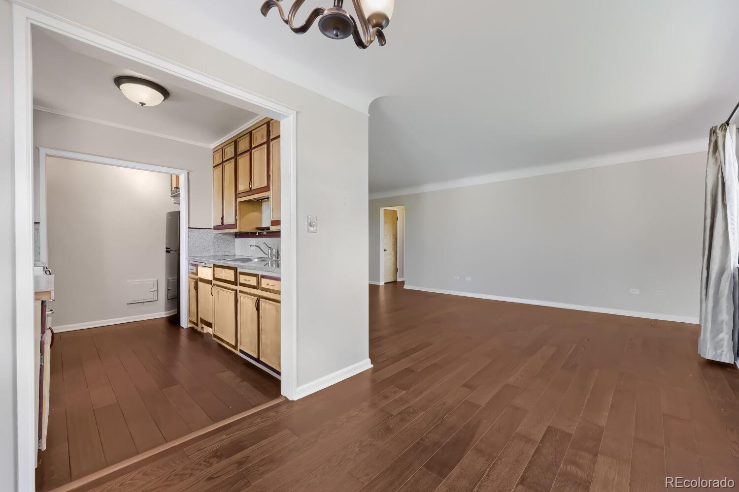 MLS Image #3 for 1175 n emerson street,denver, Colorado