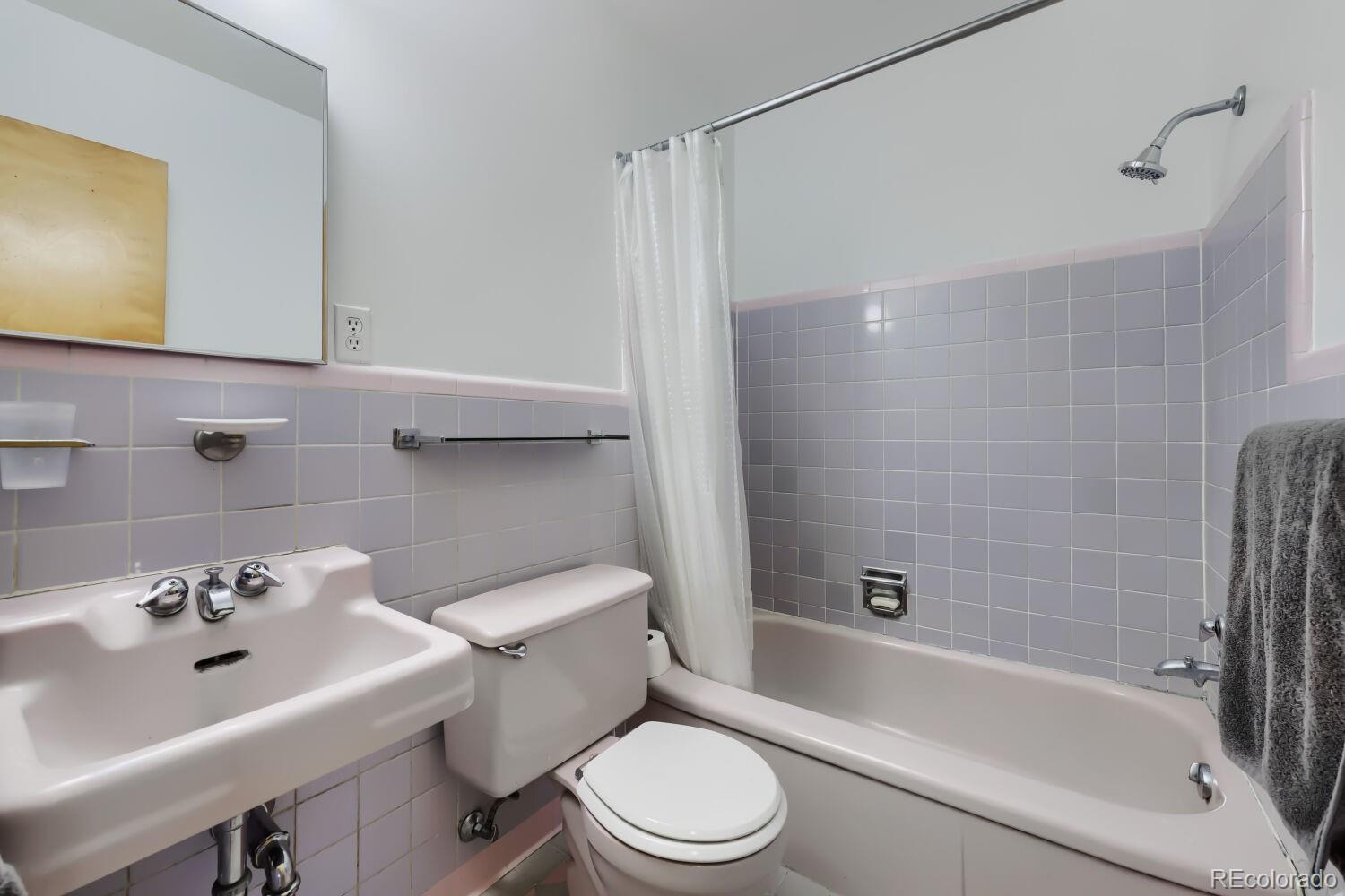 MLS Image #8 for 1175 n emerson street,denver, Colorado
