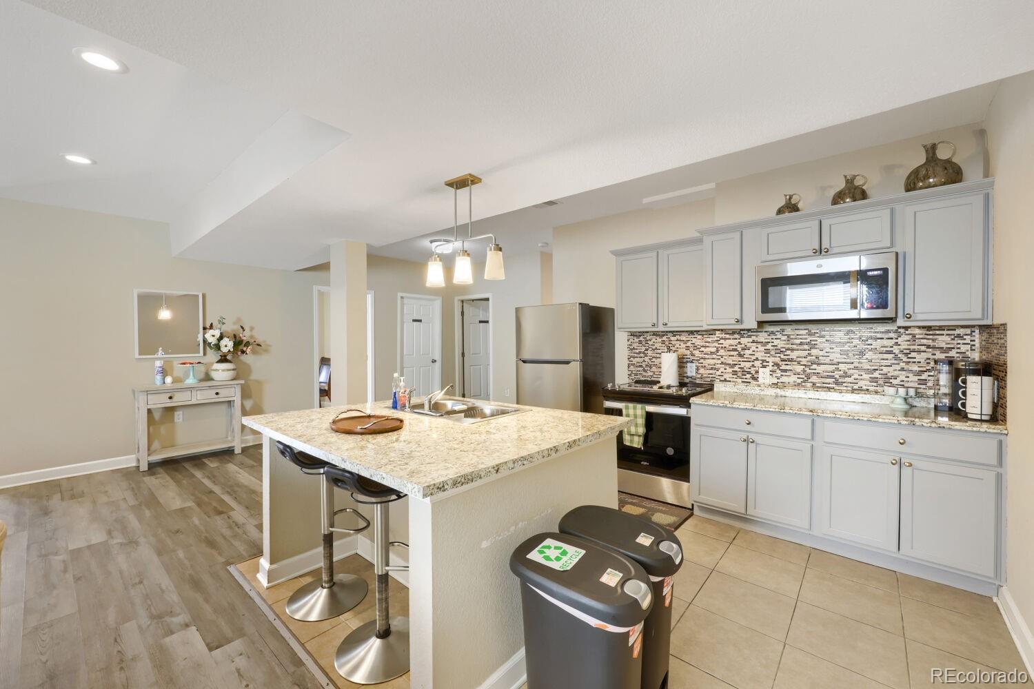 MLS Image #6 for 5087 s tempe way,aurora, Colorado