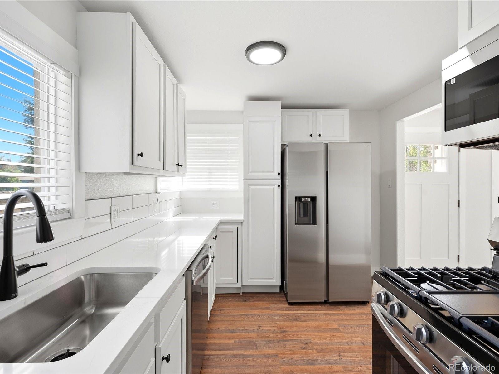 MLS Image #12 for 5  stuart street,denver, Colorado