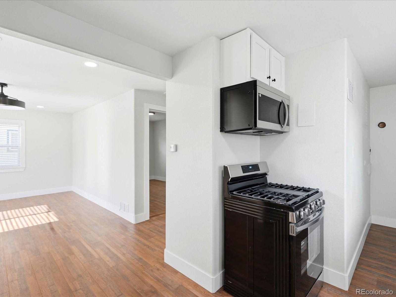 MLS Image #18 for 5  stuart street,denver, Colorado