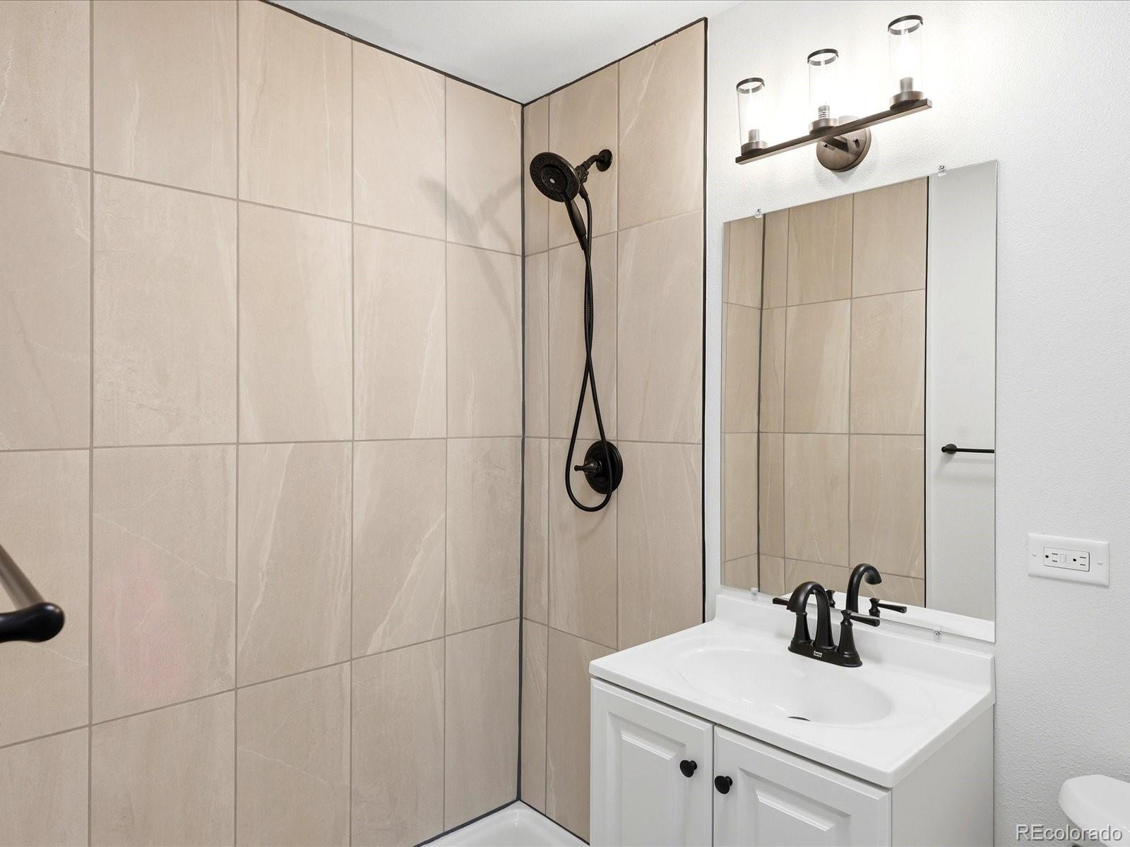 MLS Image #21 for 5  stuart street,denver, Colorado