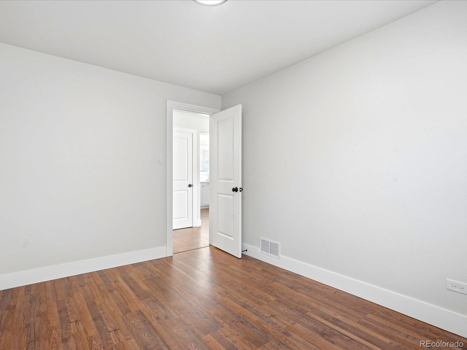 MLS Image #26 for 5  stuart street,denver, Colorado