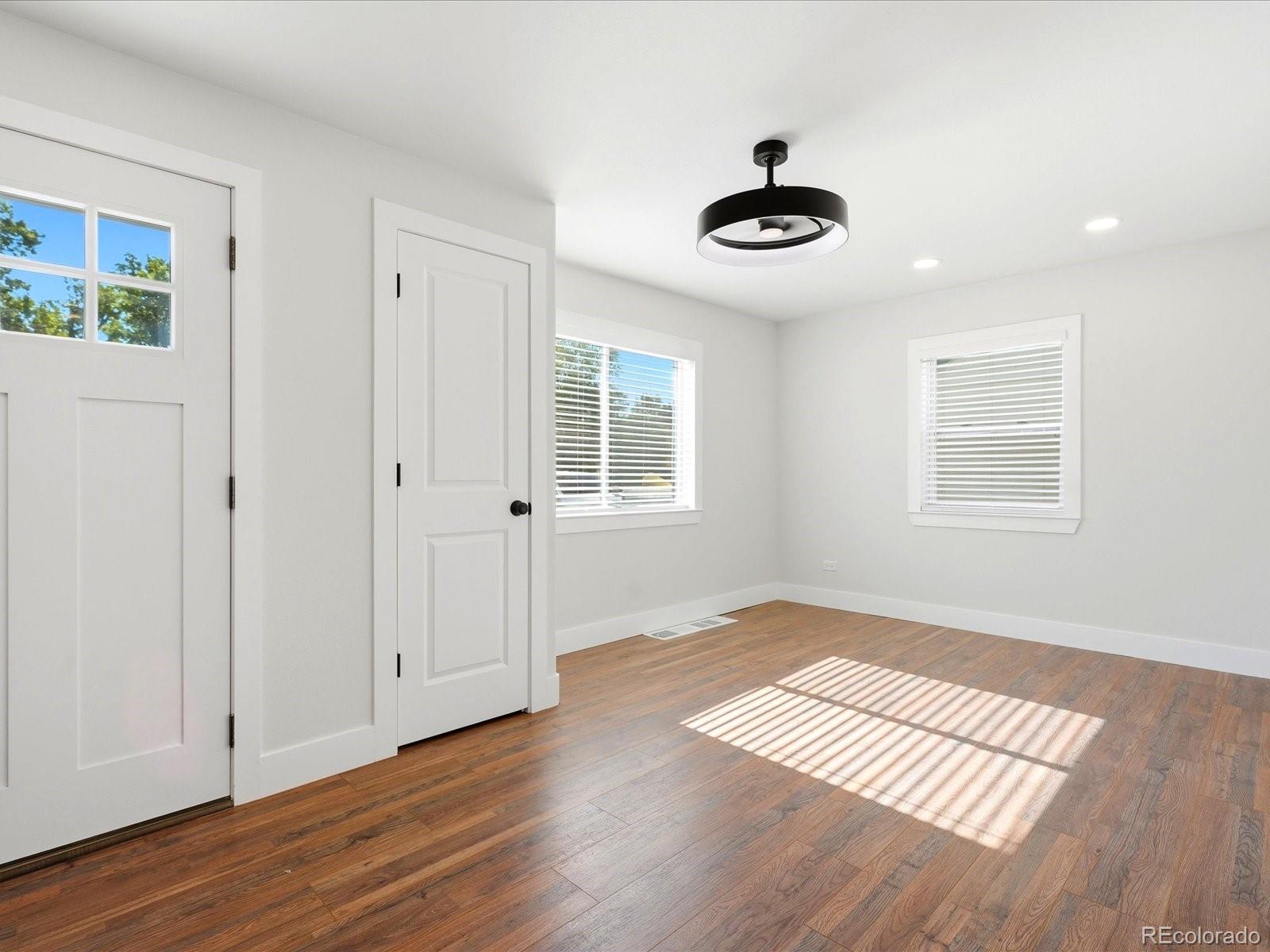 MLS Image #4 for 5  stuart street,denver, Colorado