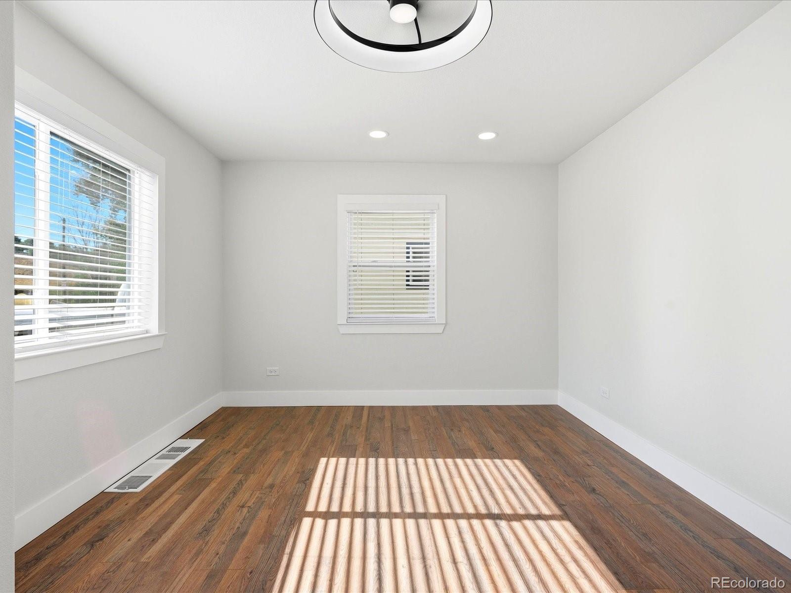 MLS Image #9 for 5  stuart street,denver, Colorado