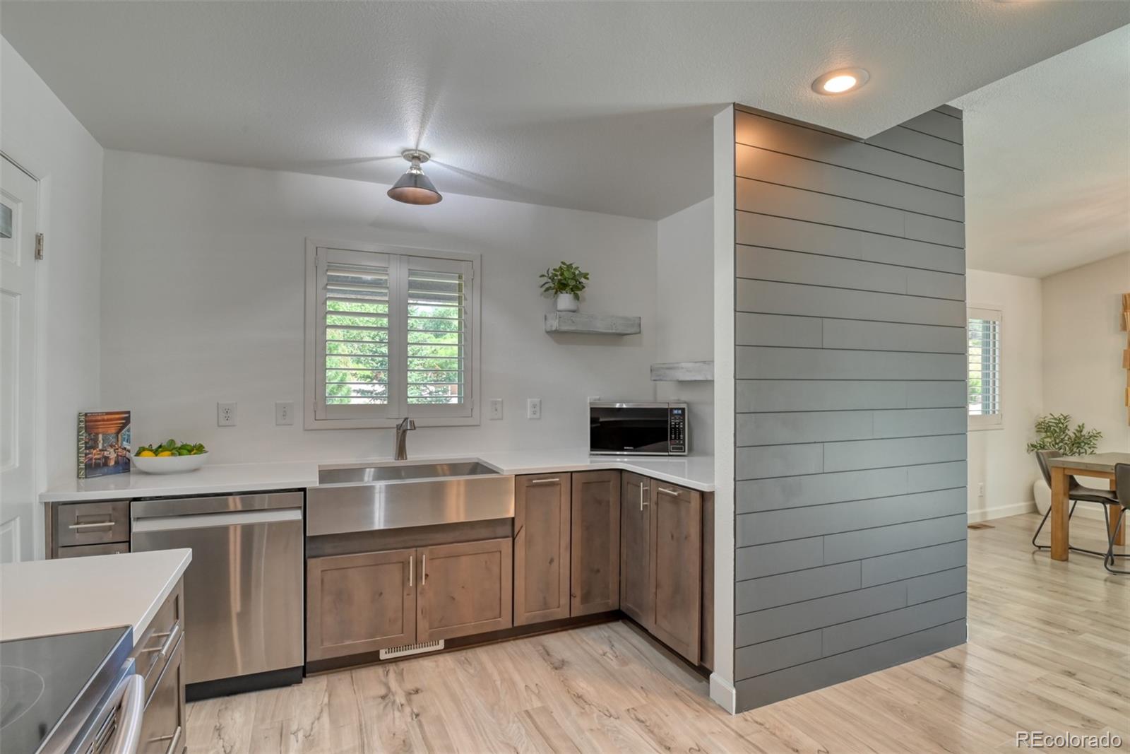MLS Image #4 for 215  beckers lane,manitou springs, Colorado