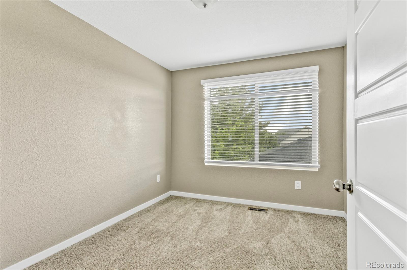 MLS Image #15 for 4863  halifax court,denver, Colorado