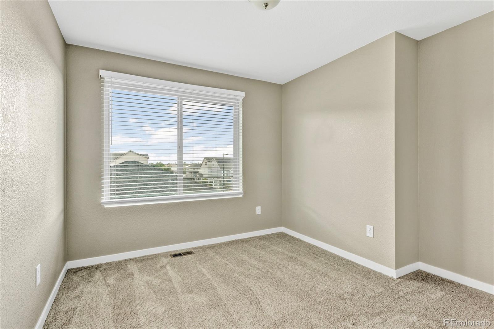MLS Image #17 for 4863  halifax court,denver, Colorado