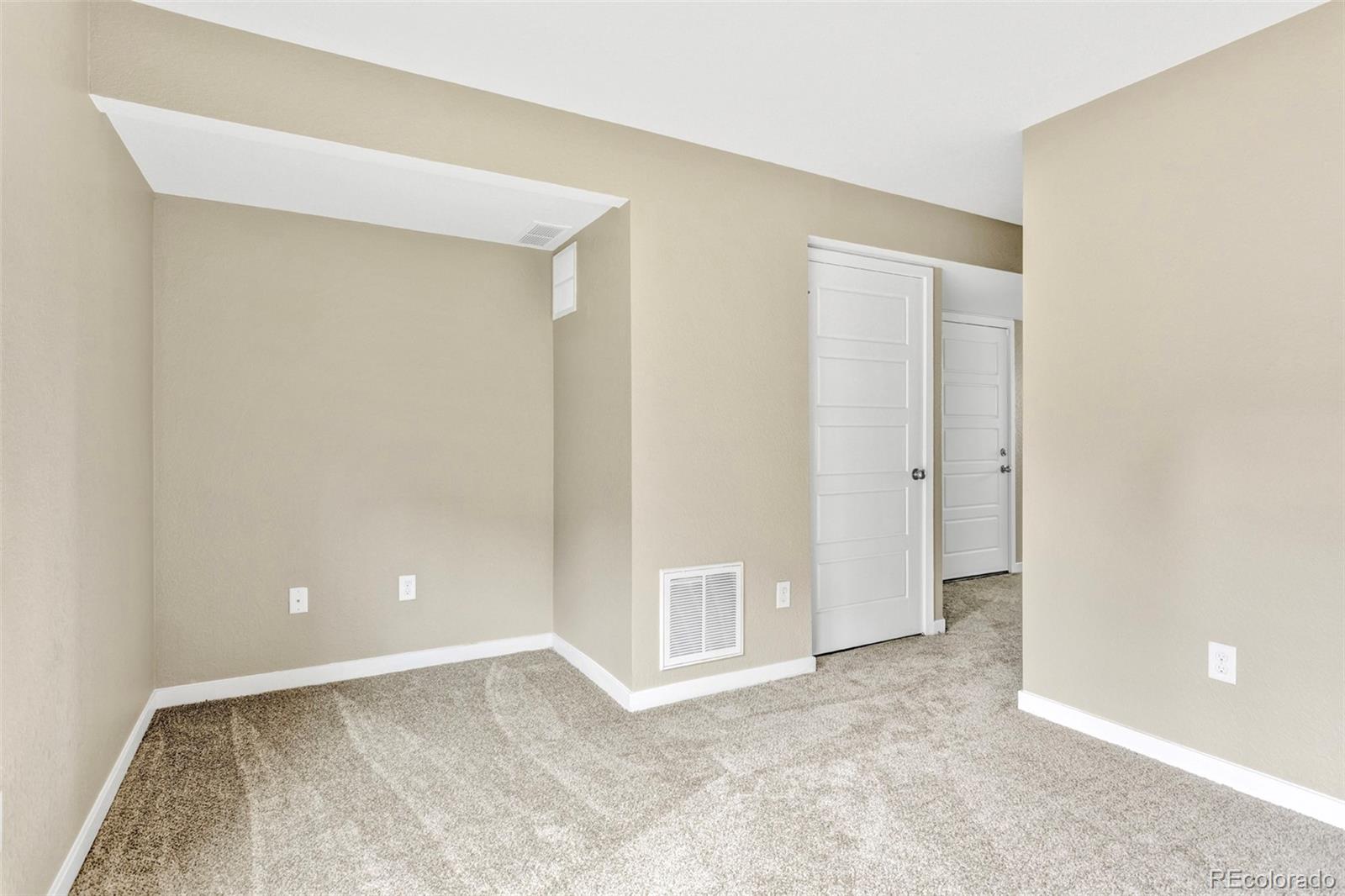MLS Image #22 for 4863  halifax court,denver, Colorado