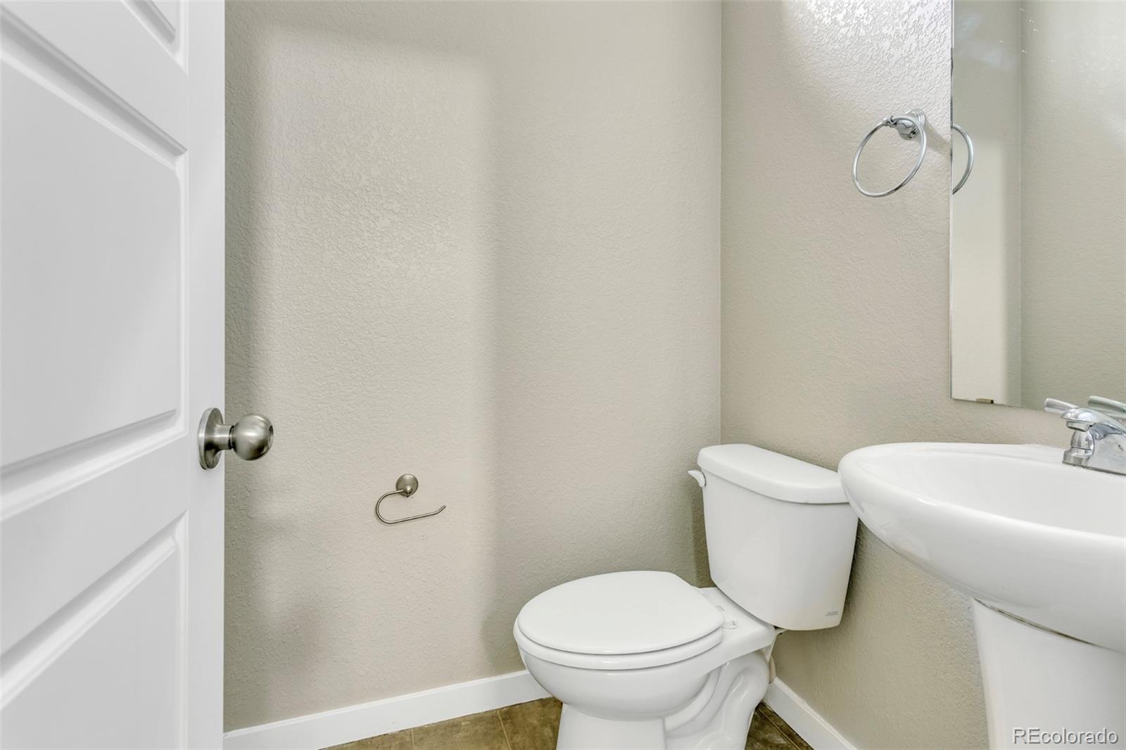 MLS Image #8 for 4863  halifax court,denver, Colorado