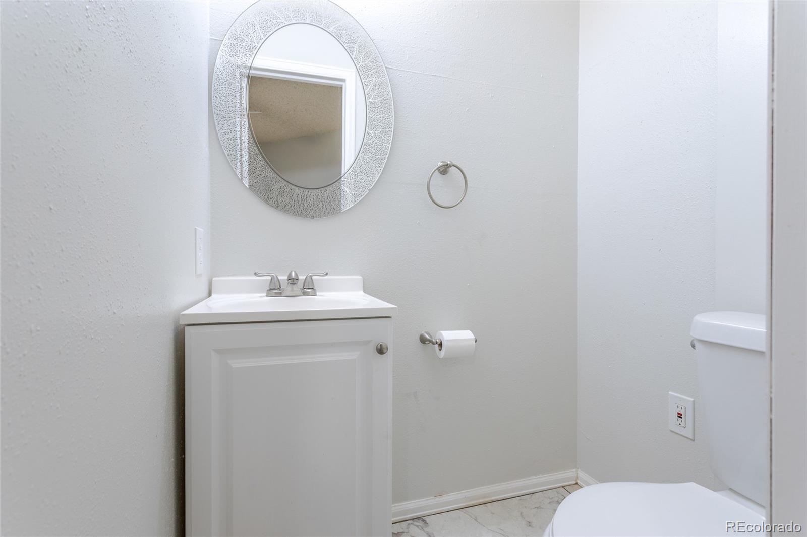 MLS Image #10 for 13833 e lehigh avenue d,aurora, Colorado