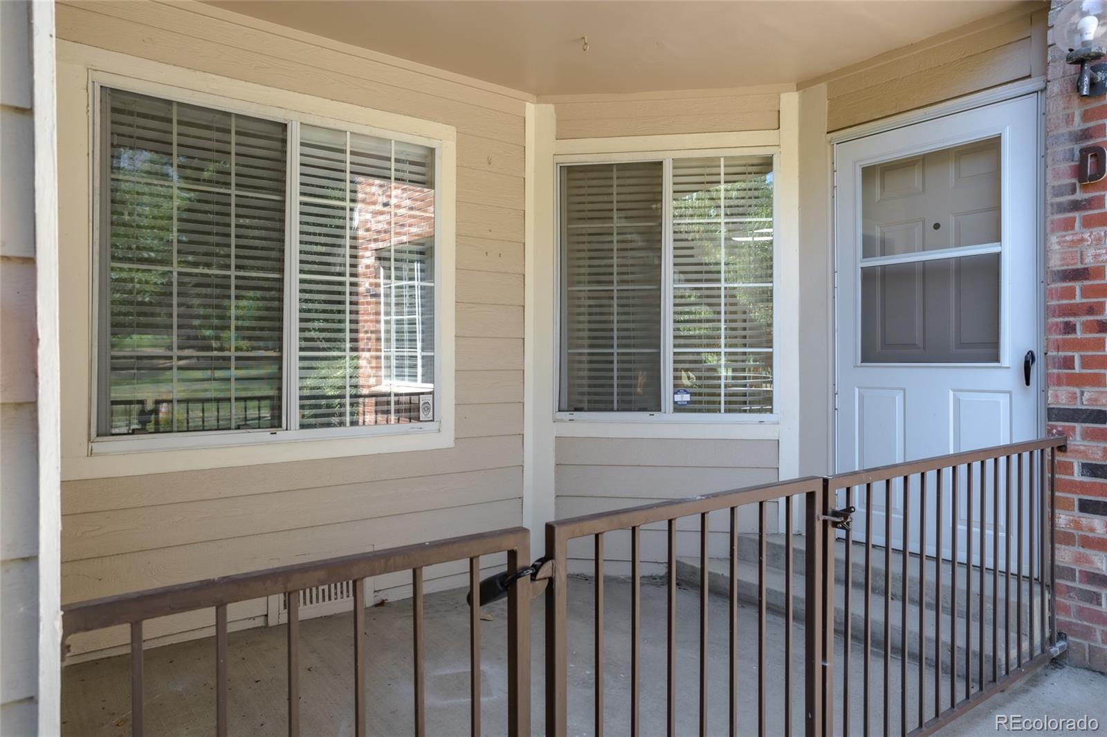 MLS Image #2 for 13833 e lehigh avenue d,aurora, Colorado