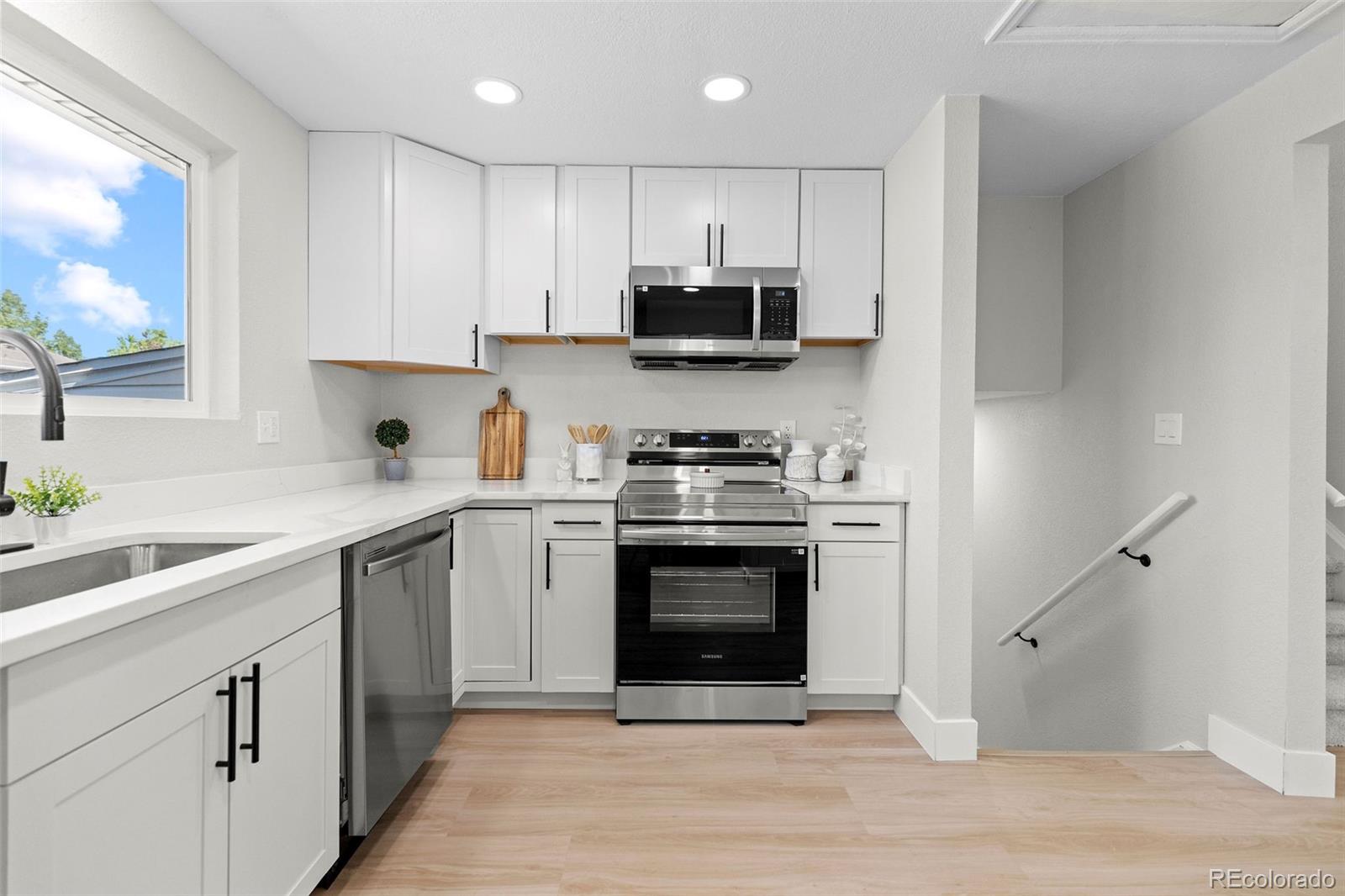 MLS Image #10 for 1077 s joplin way,aurora, Colorado