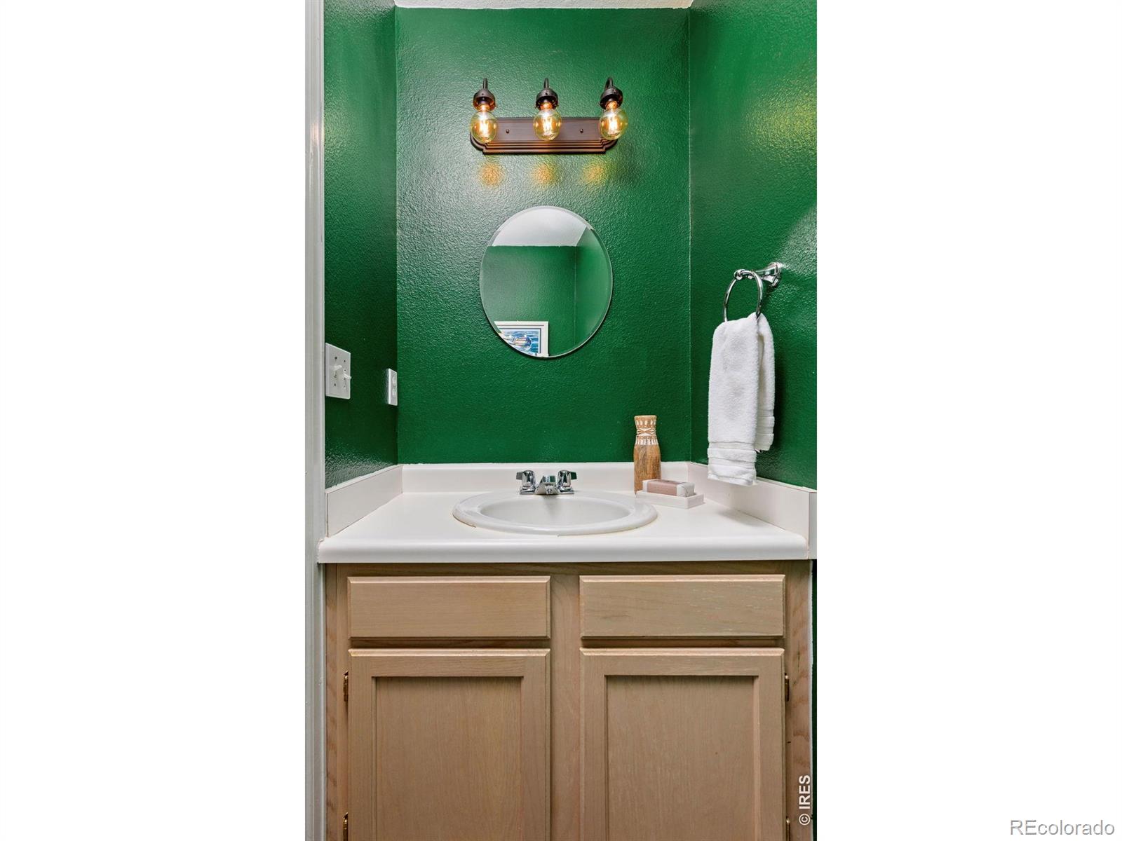 MLS Image #13 for 187  pheasant run,louisville, Colorado
