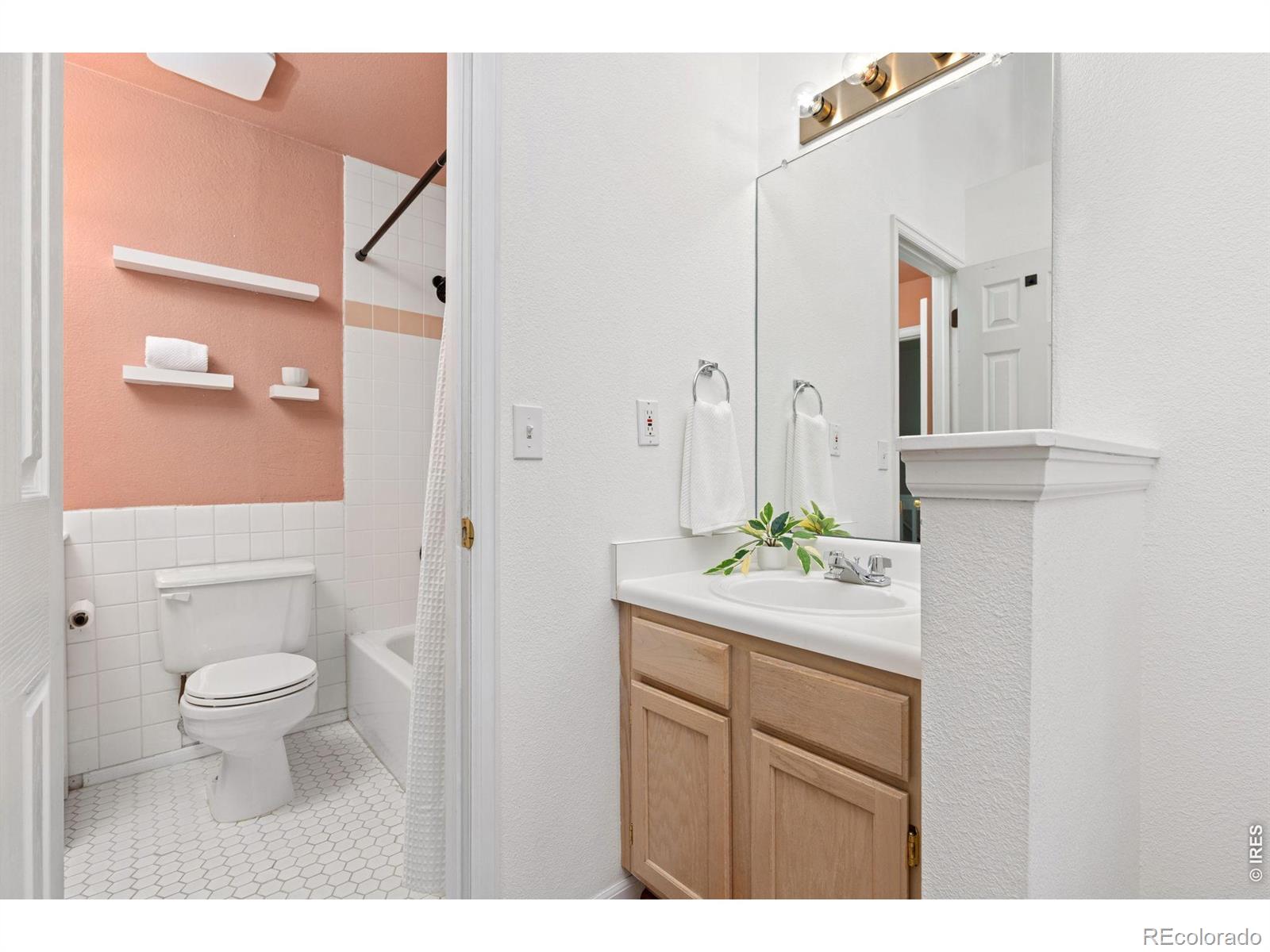 MLS Image #18 for 187  pheasant run,louisville, Colorado