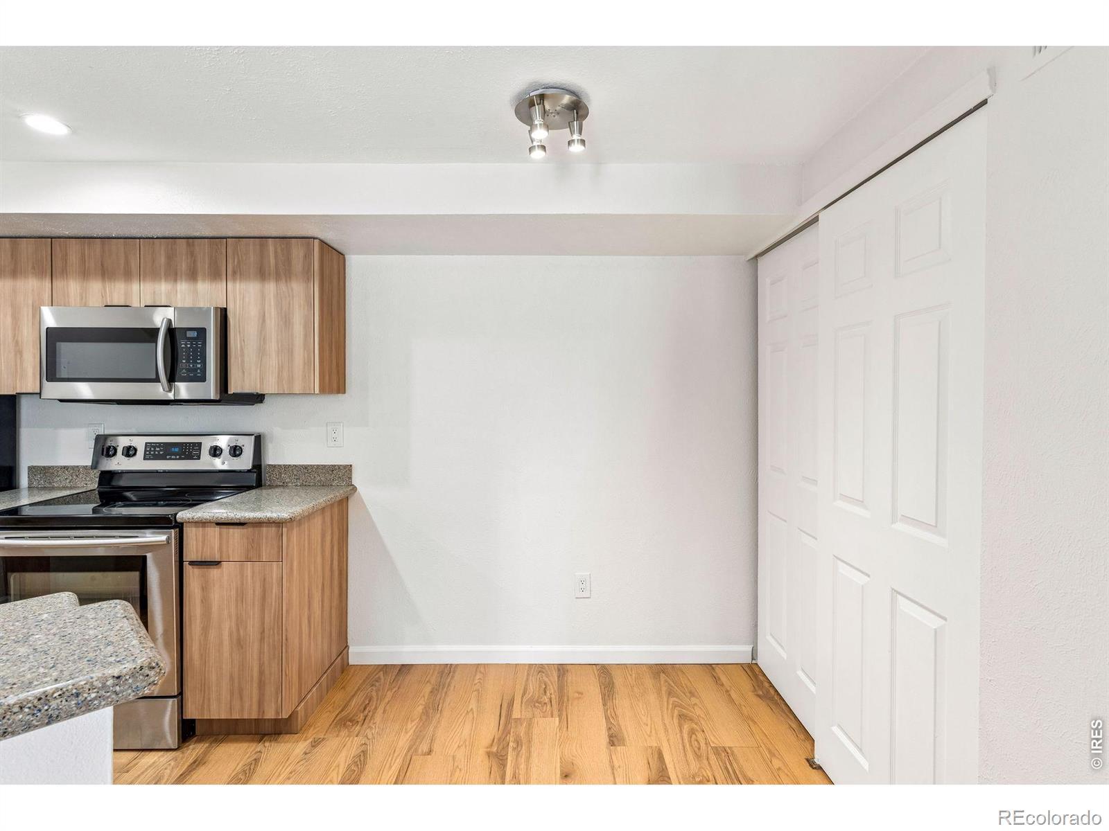 MLS Image #11 for 30 s boulder circle,boulder, Colorado
