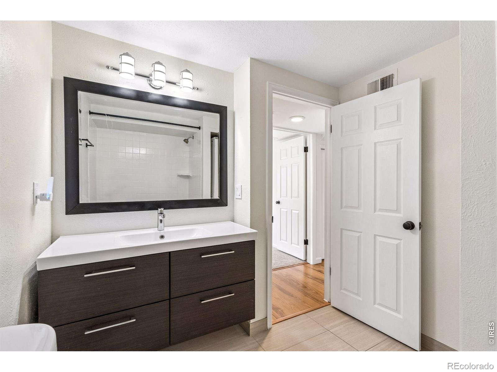 MLS Image #14 for 30 s boulder circle,boulder, Colorado