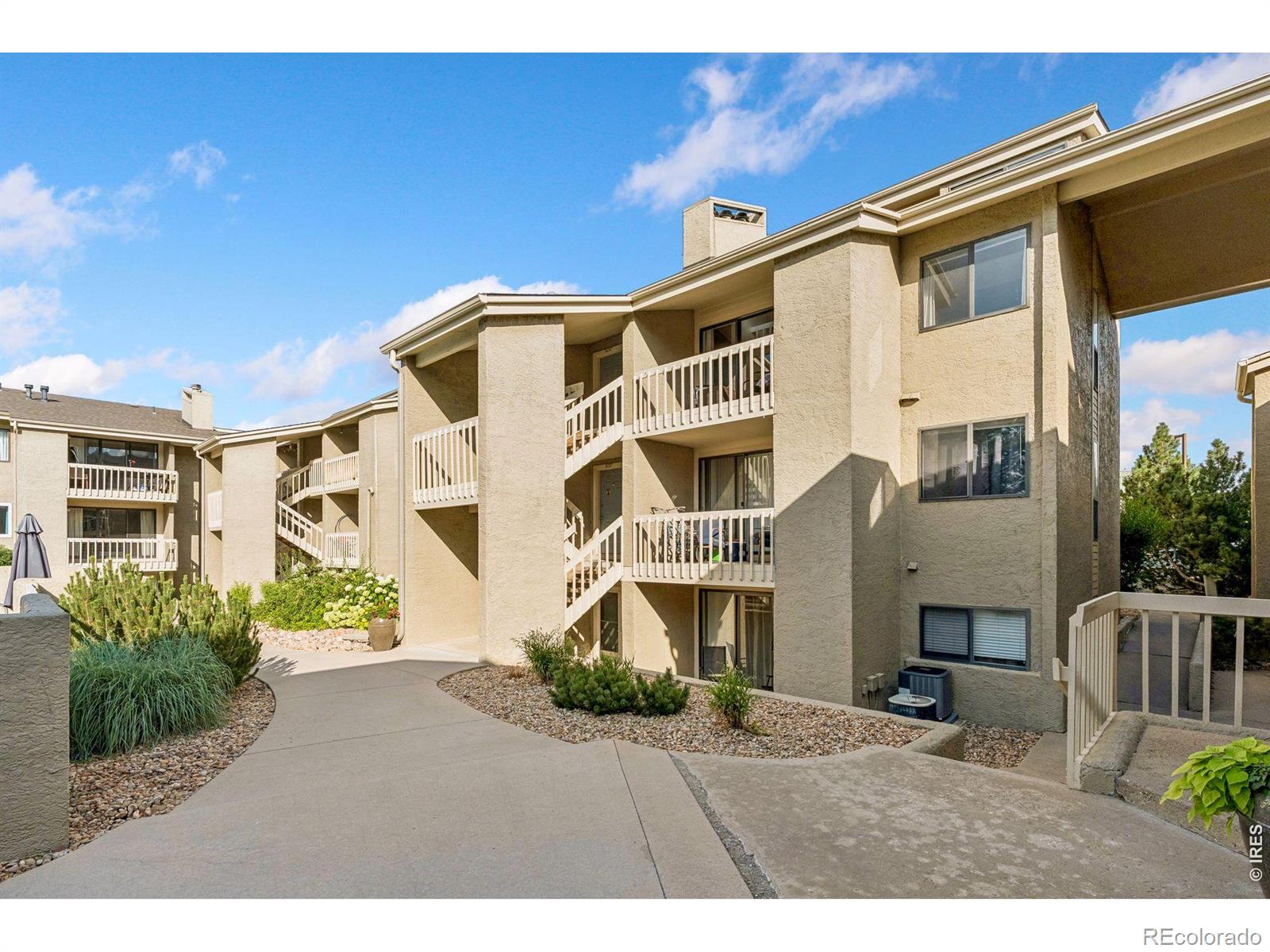 MLS Image #25 for 30 s boulder circle,boulder, Colorado