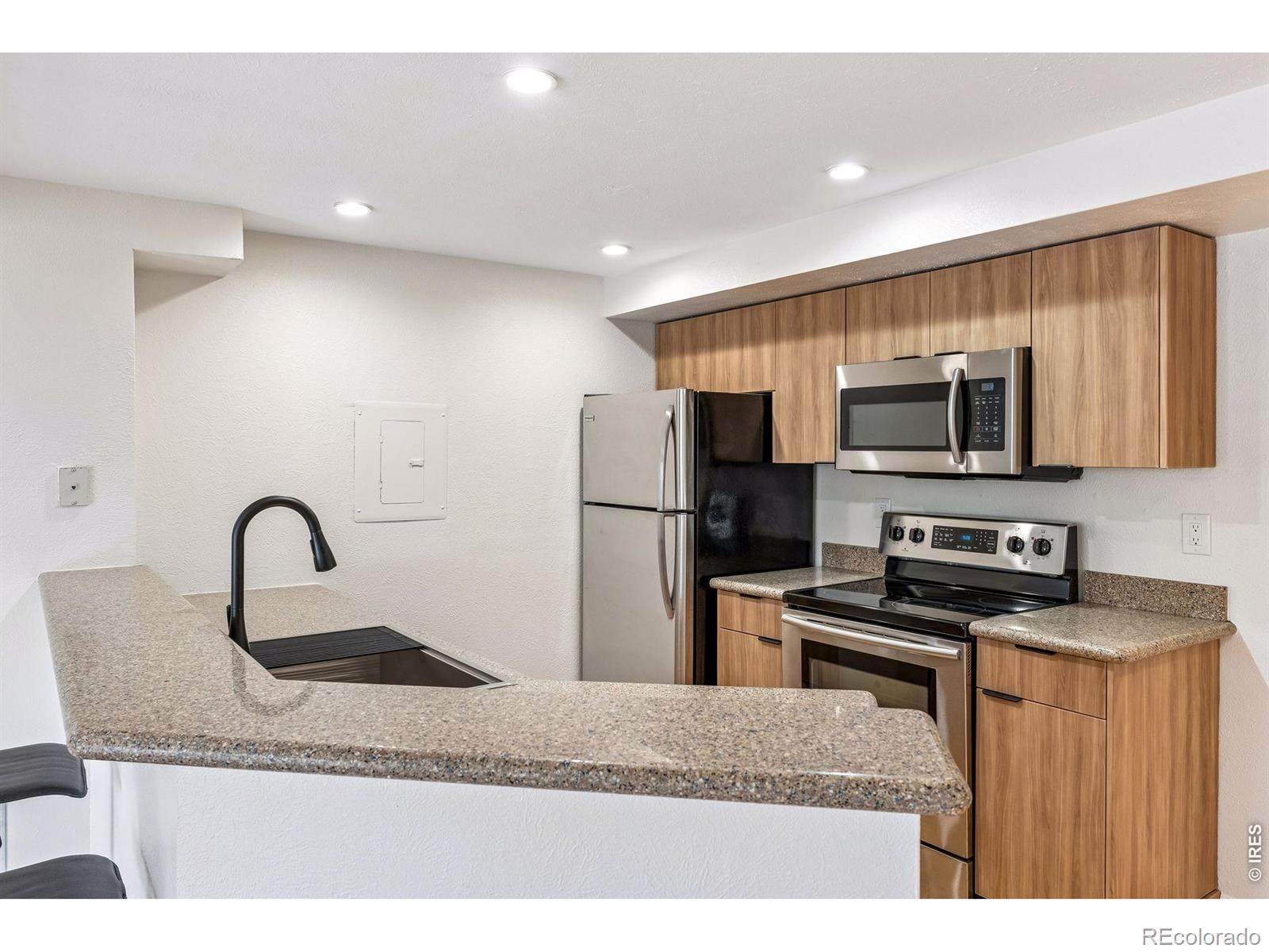 MLS Image #7 for 30 s boulder circle,boulder, Colorado