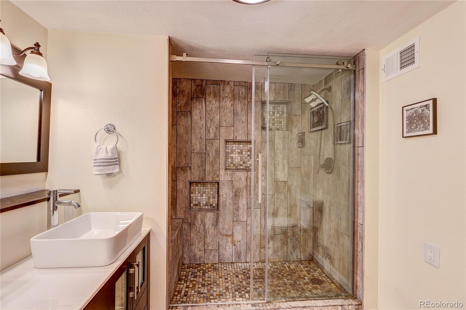 MLS Image #16 for 5715 e 13th avenue,denver, Colorado