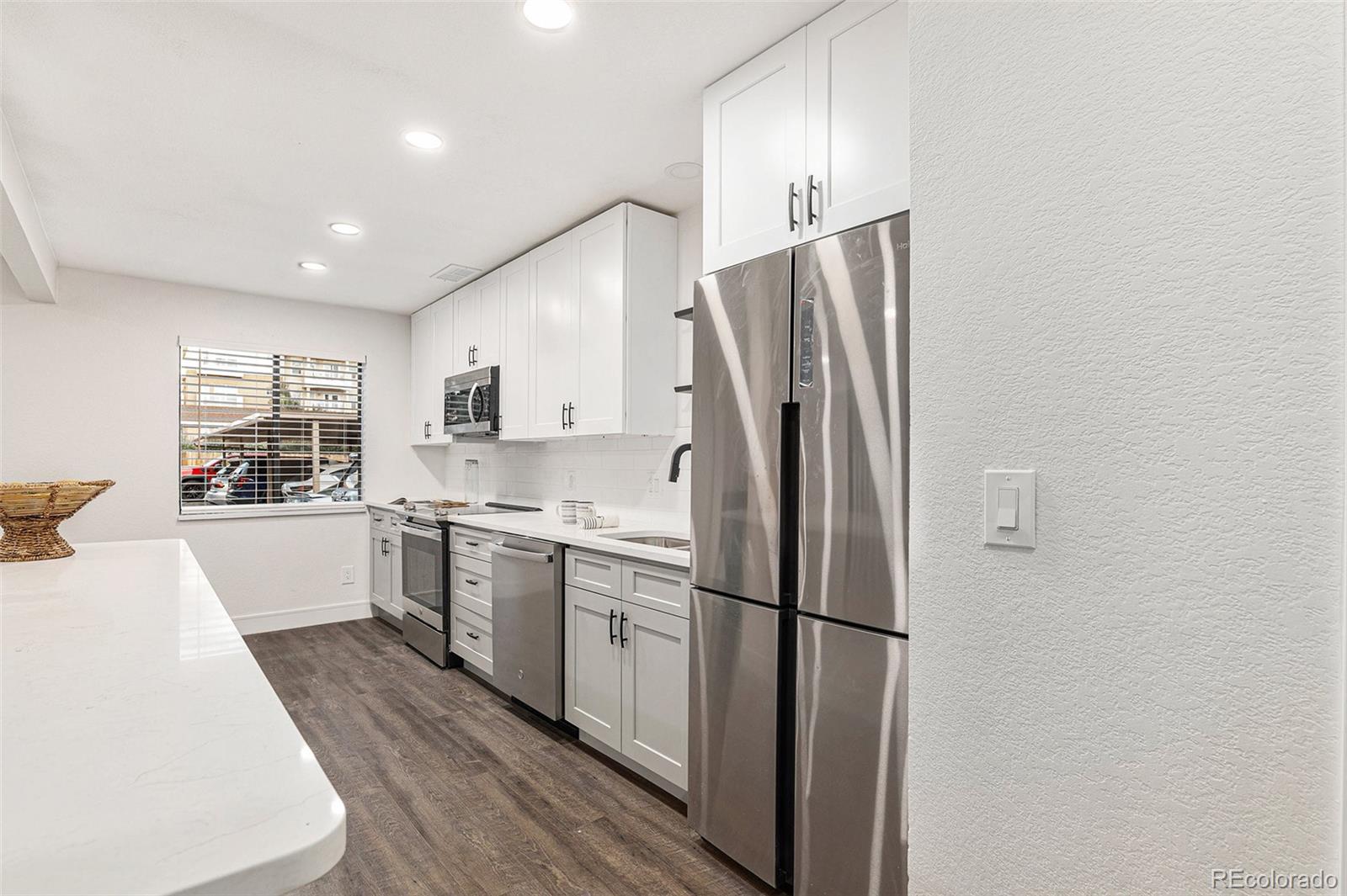 MLS Image #4 for 7995 e mississippi avenue,denver, Colorado