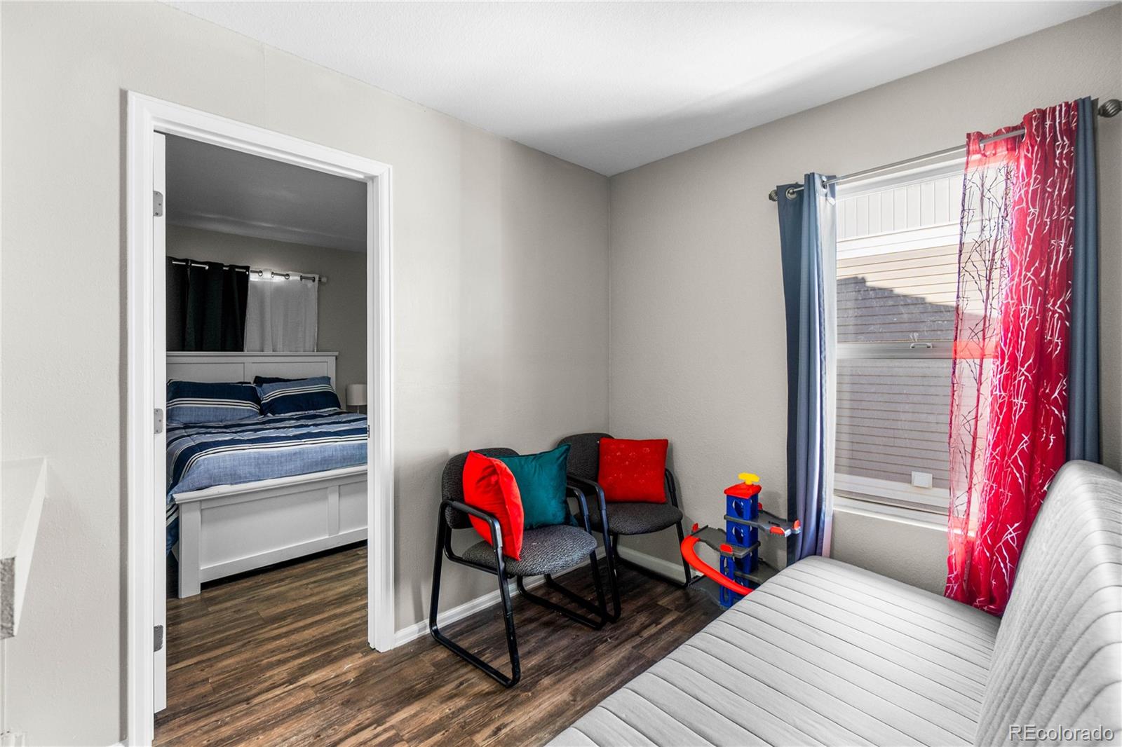 MLS Image #19 for 5562  flanders street,denver, Colorado