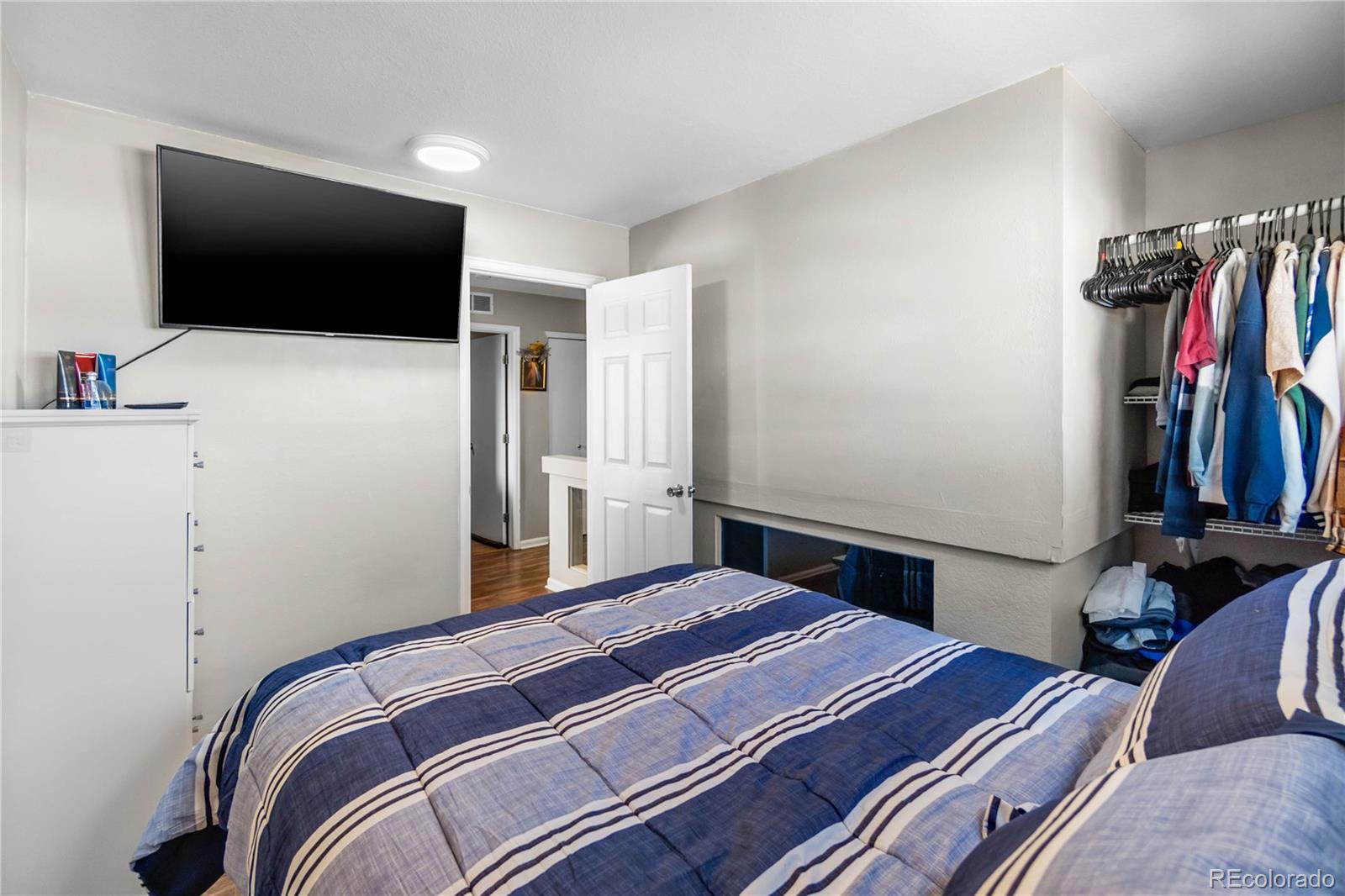 MLS Image #21 for 5562  flanders street,denver, Colorado