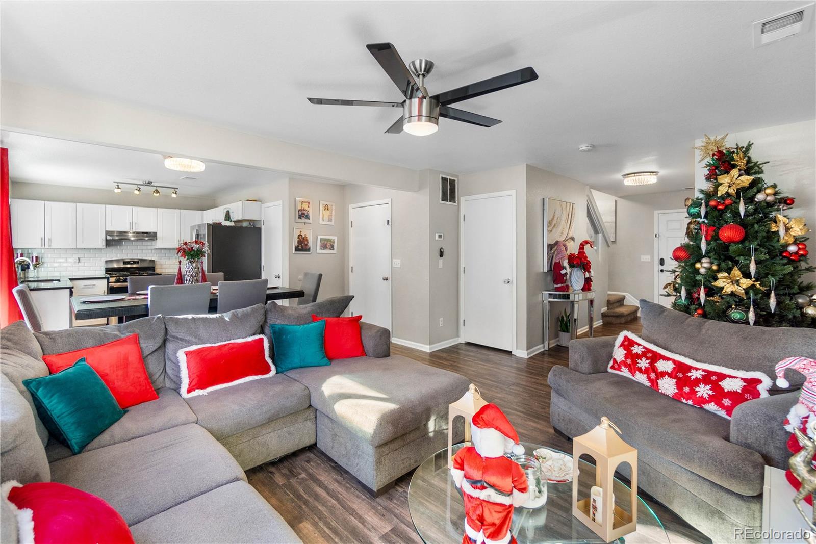 MLS Image #8 for 5562  flanders street,denver, Colorado