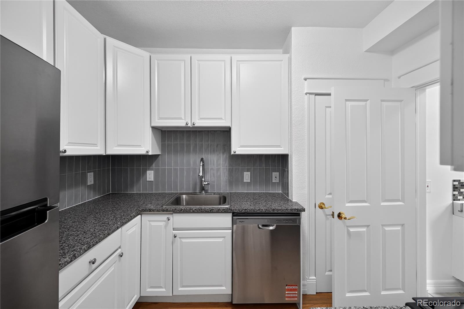MLS Image #12 for 1650 n pearl street,denver, Colorado