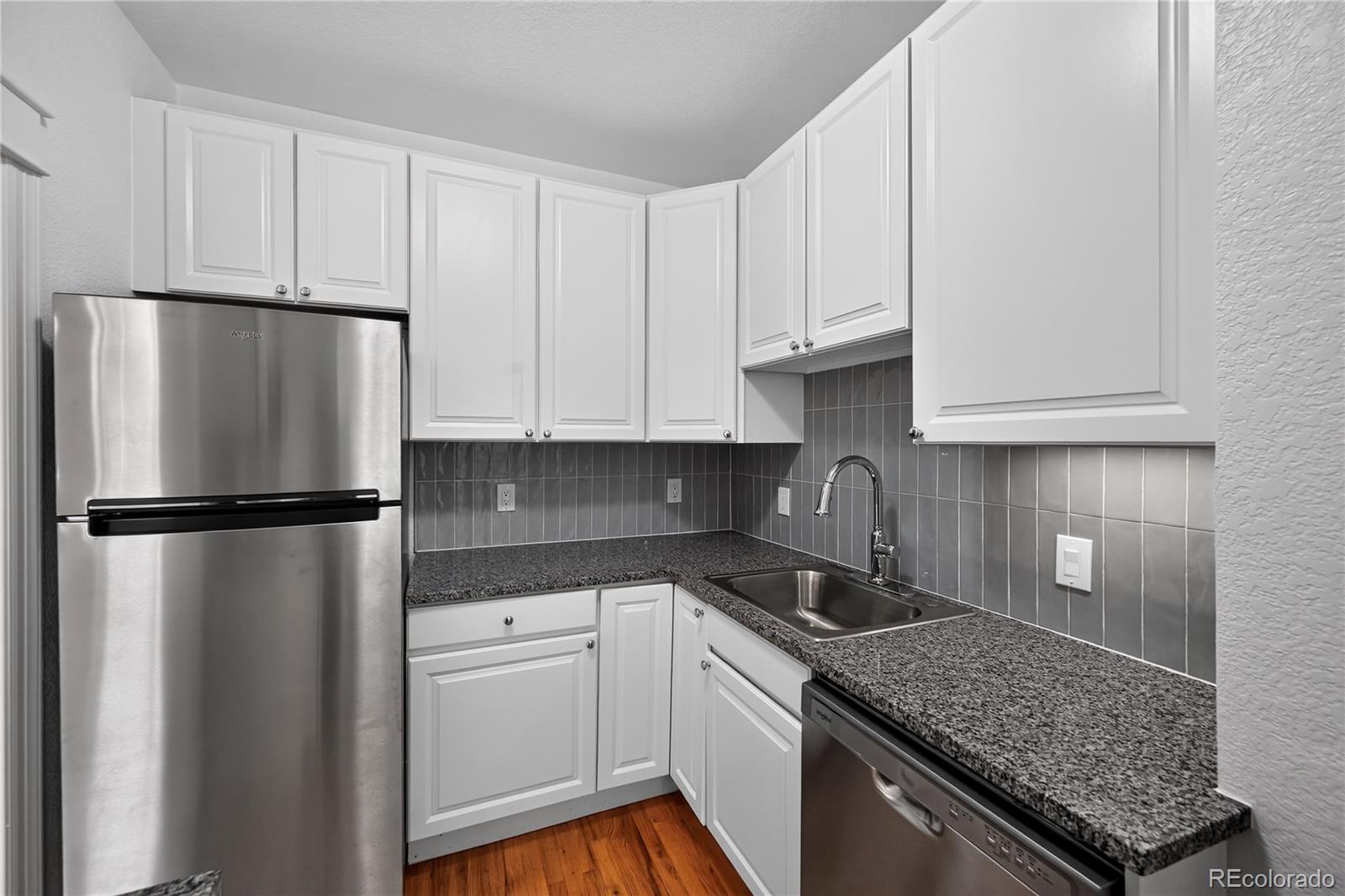 MLS Image #13 for 1650 n pearl street,denver, Colorado