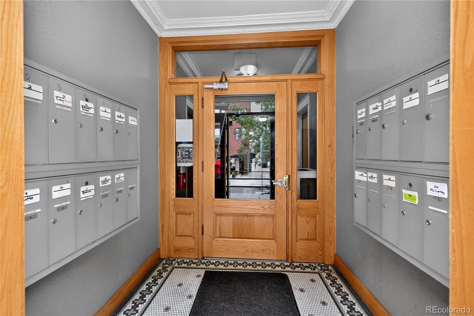 MLS Image #2 for 1650 n pearl street,denver, Colorado