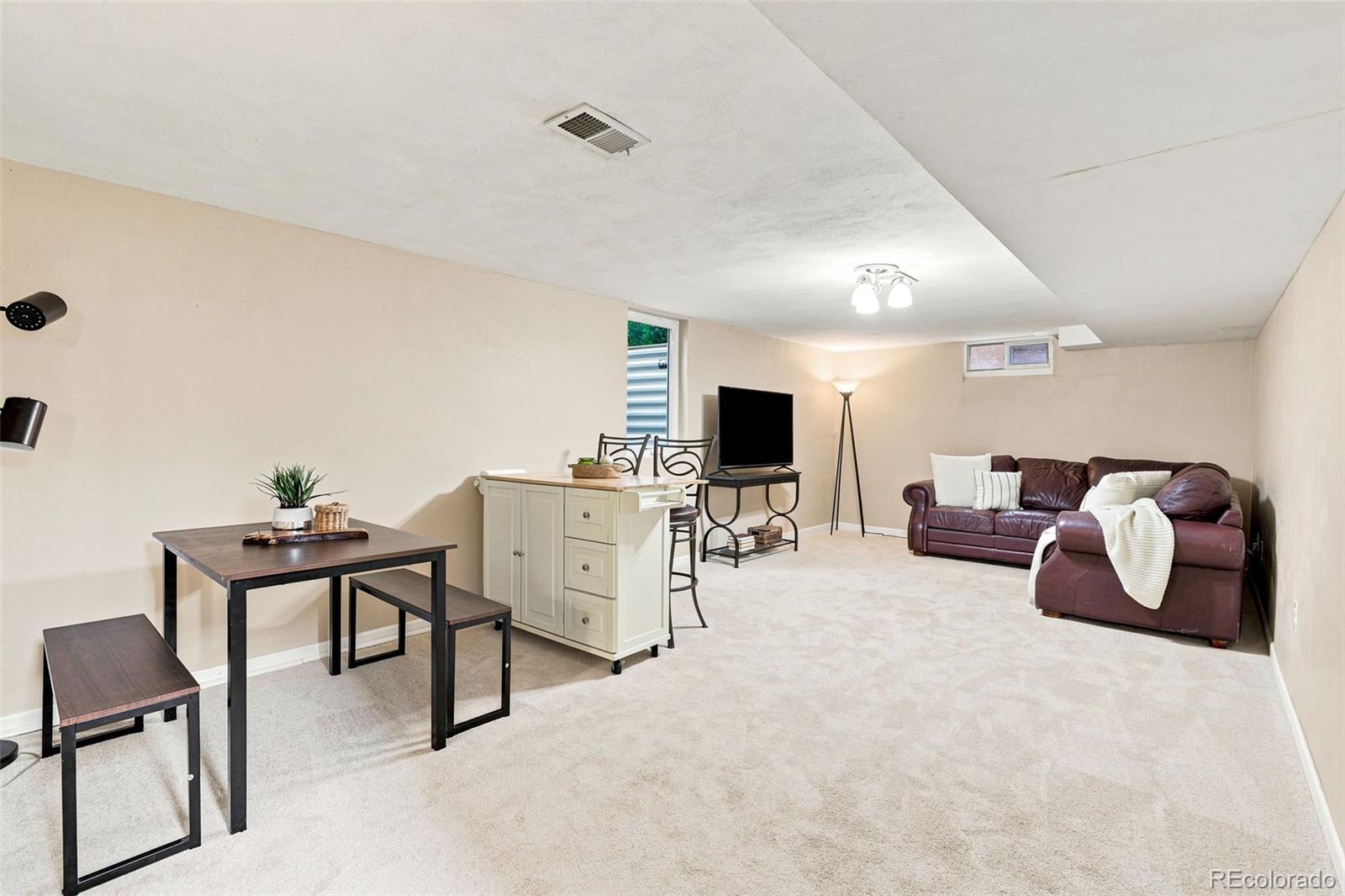 MLS Image #14 for 632  ogden street,denver, Colorado