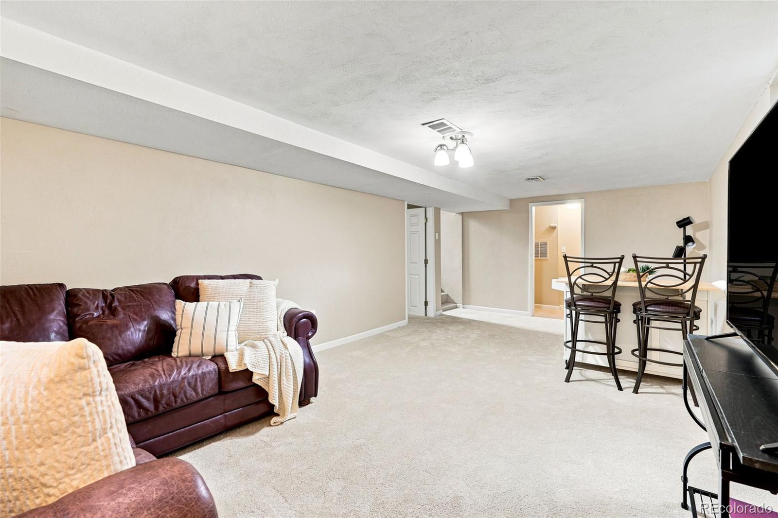 MLS Image #15 for 632  ogden street,denver, Colorado