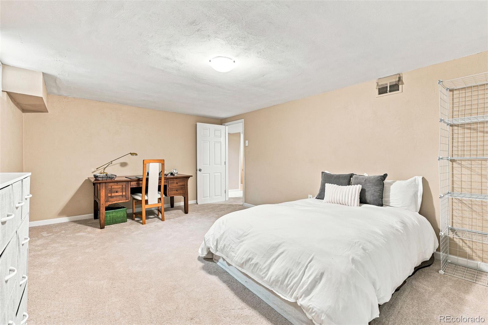 MLS Image #18 for 632  ogden street,denver, Colorado