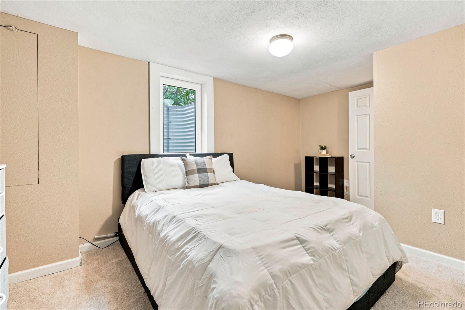 MLS Image #23 for 632  ogden street,denver, Colorado