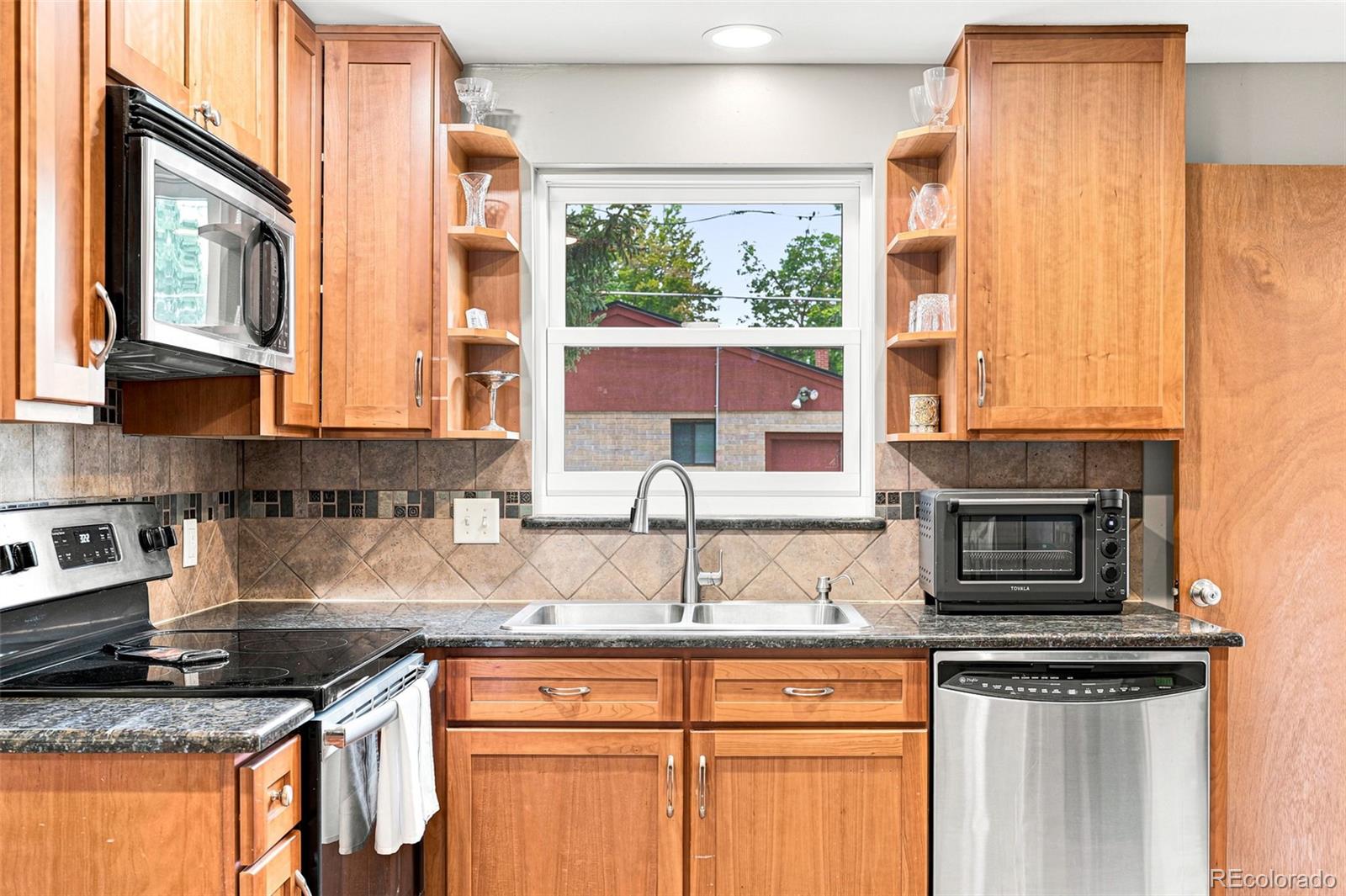 MLS Image #7 for 632  ogden street,denver, Colorado