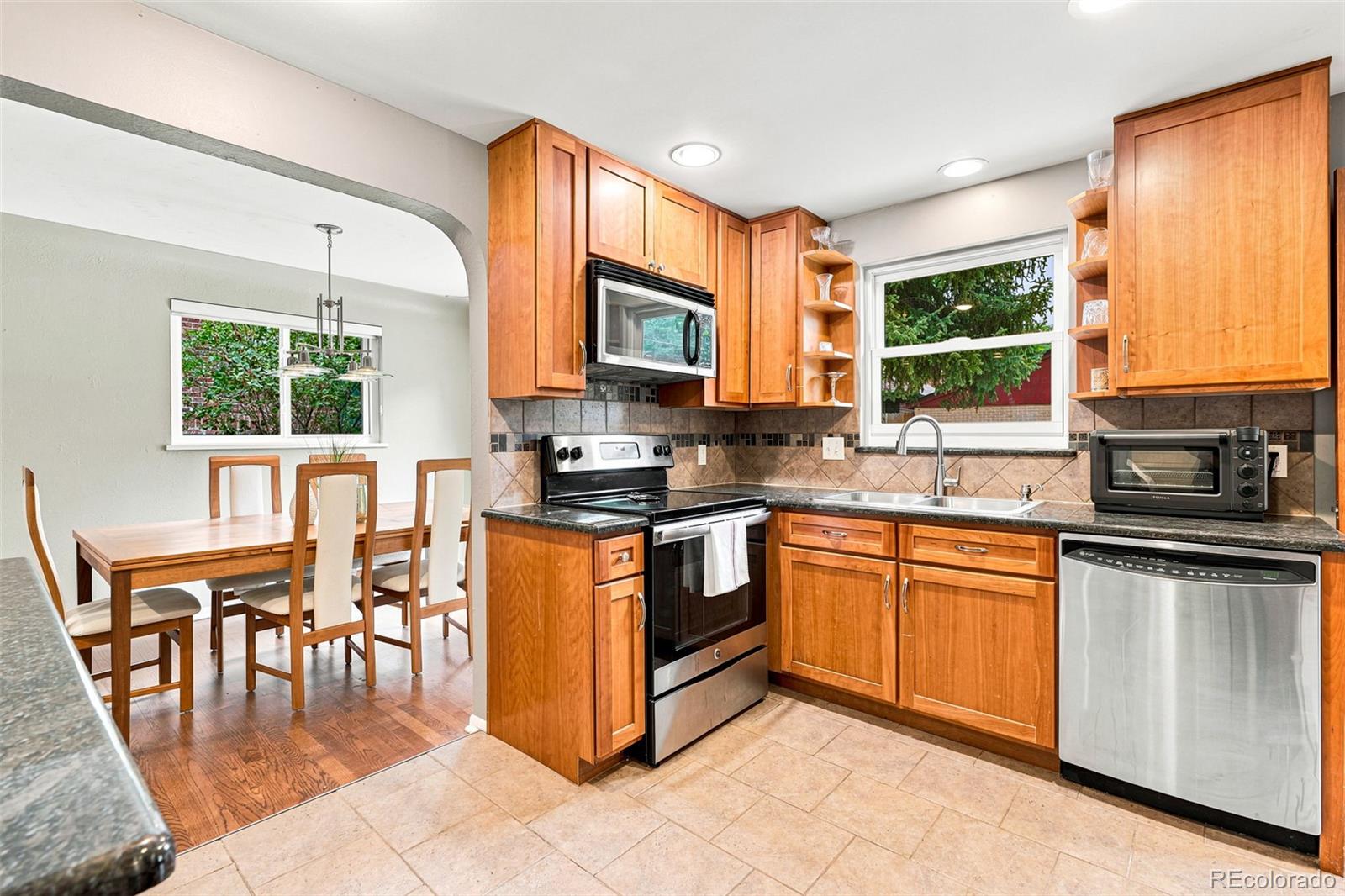 MLS Image #8 for 632  ogden street,denver, Colorado
