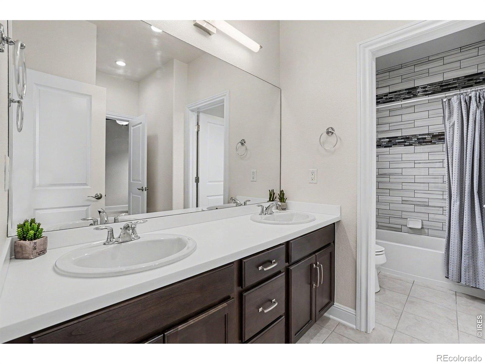 MLS Image #28 for 2330  carbonate circle,erie, Colorado