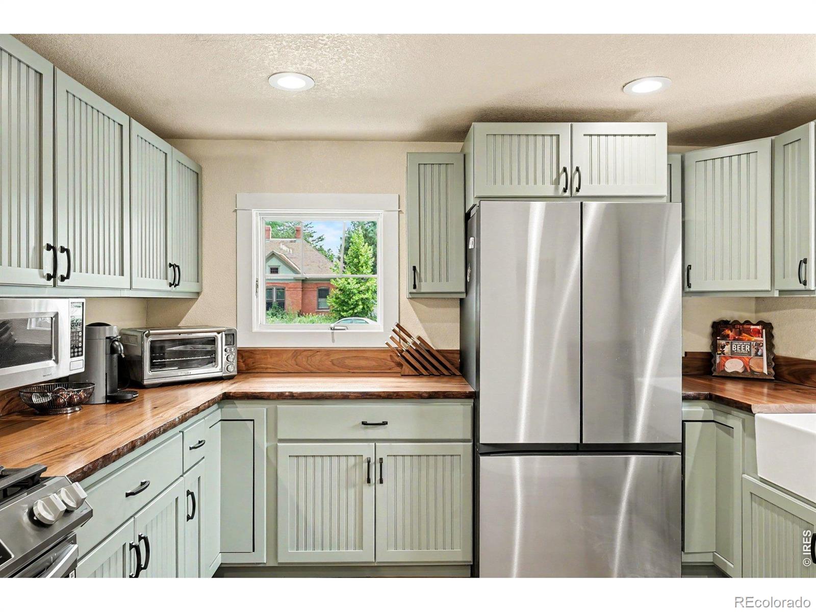 MLS Image #3 for 703 w mountain avenue,fort collins, Colorado
