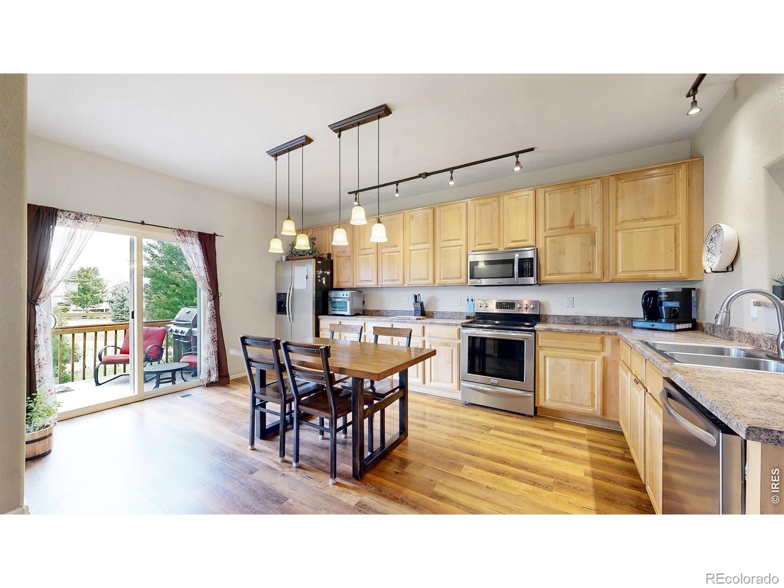 MLS Image #10 for 7586  triangle drive,fort collins, Colorado