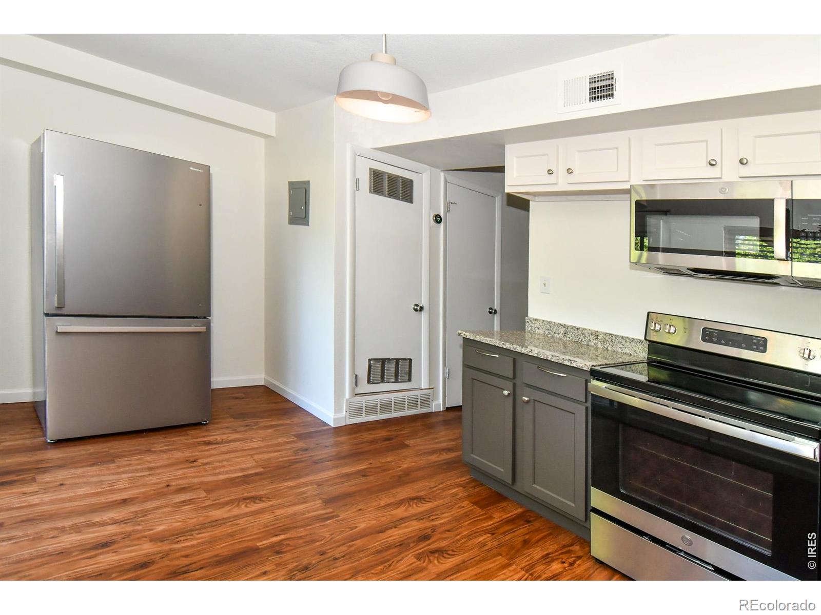 MLS Image #8 for 1615  cottonwood drive,louisville, Colorado