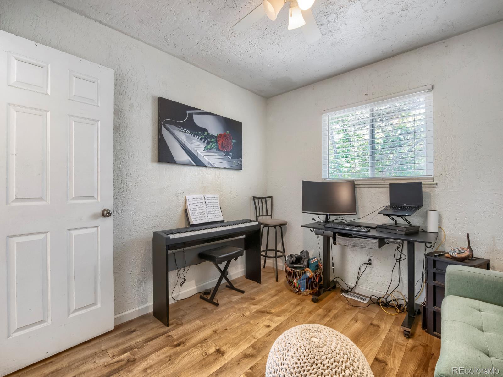 MLS Image #15 for 15562 e bails drive,aurora, Colorado