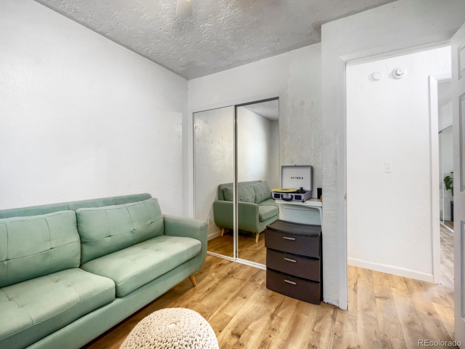 MLS Image #16 for 15562 e bails drive,aurora, Colorado