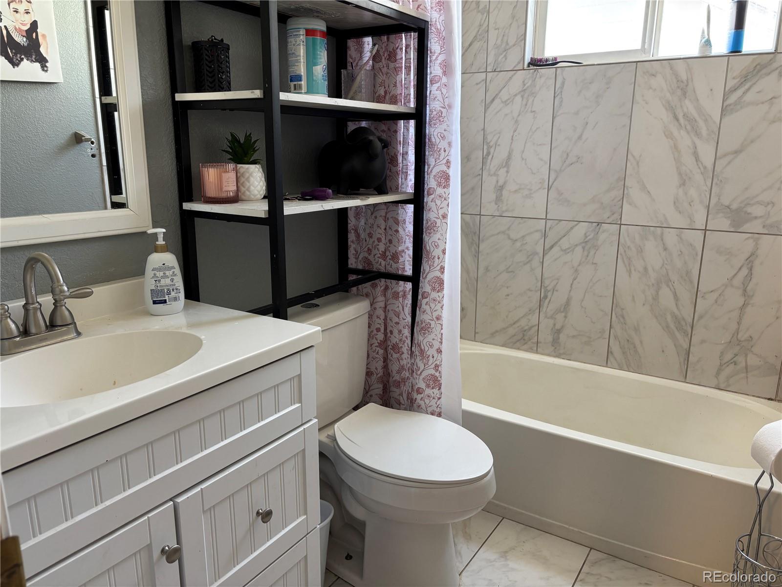 MLS Image #10 for 11373  oakland drive,henderson, Colorado