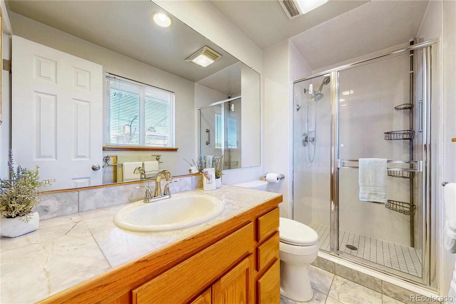 MLS Image #20 for 10587  ura lane,denver, Colorado