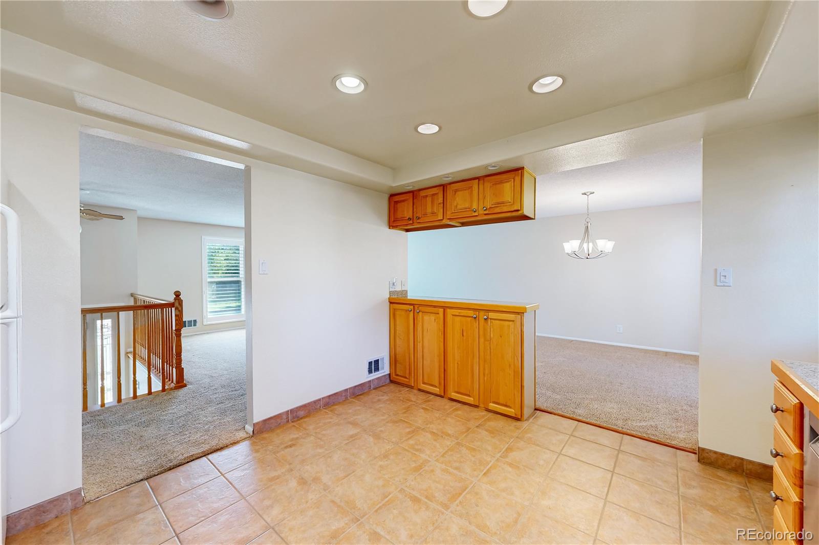MLS Image #9 for 10587  ura lane,denver, Colorado