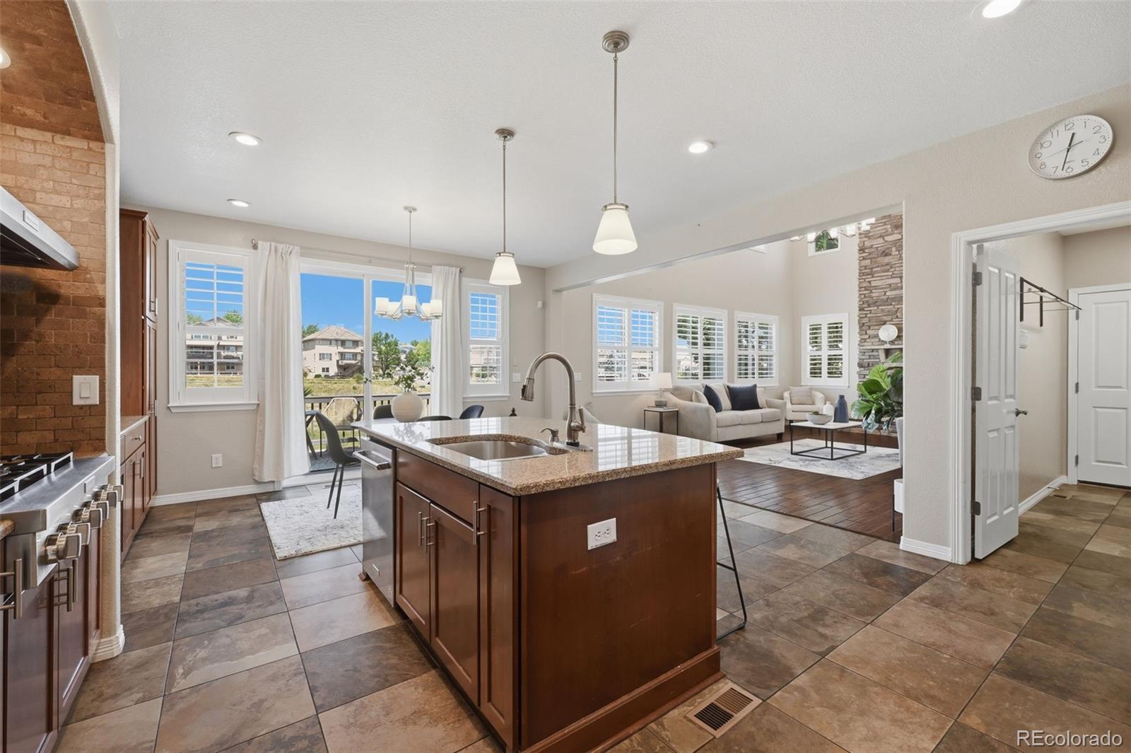 MLS Image #12 for 10914  valleybrook circle,littleton, Colorado