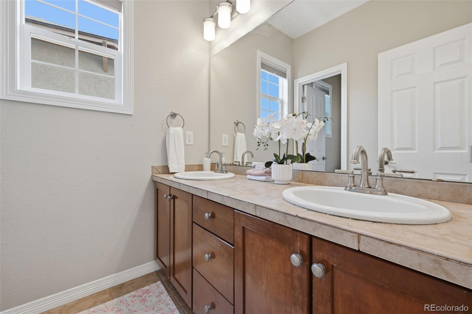 MLS Image #20 for 10914  valleybrook circle,littleton, Colorado