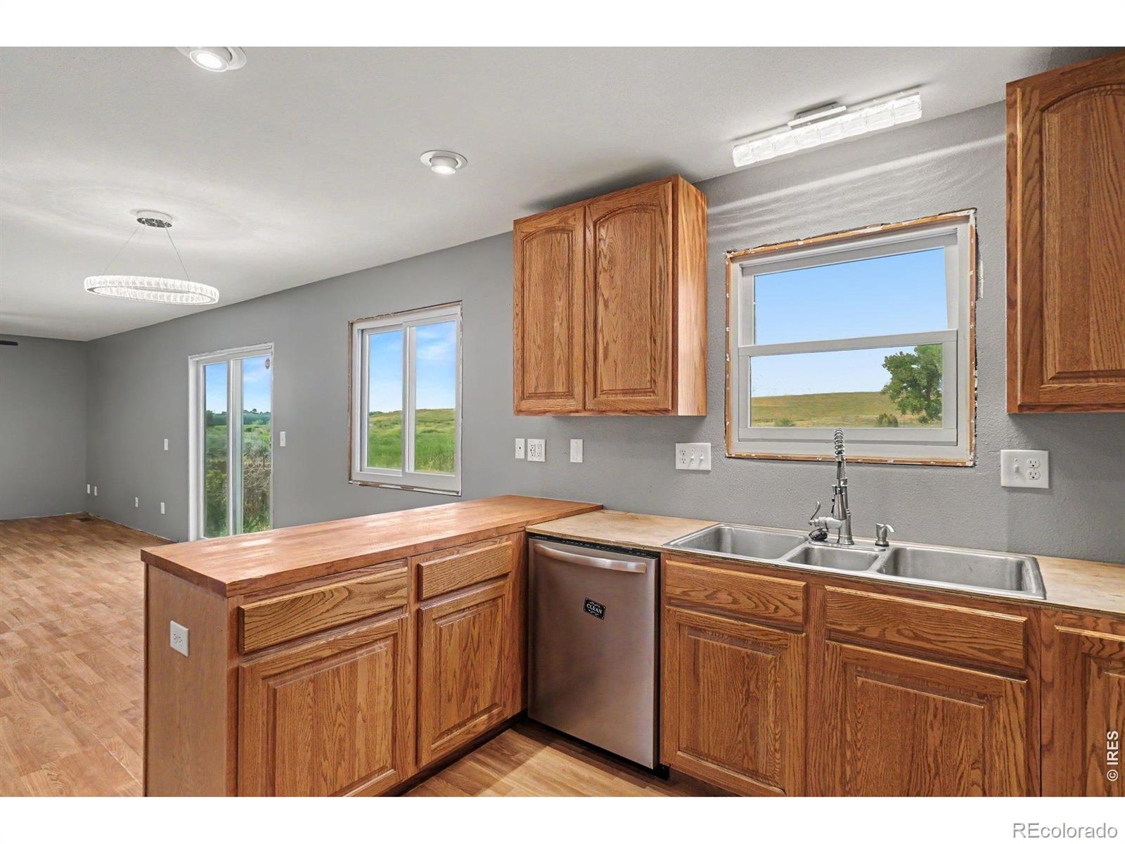 MLS Image #6 for 915  kansas avenue,berthoud, Colorado