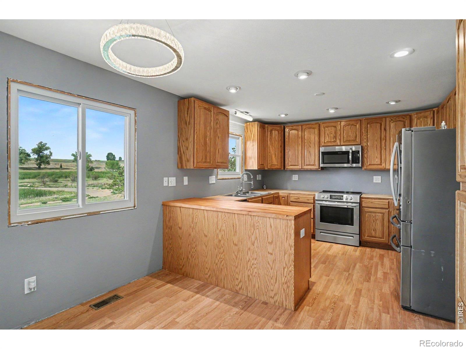 MLS Image #8 for 915  kansas avenue,berthoud, Colorado